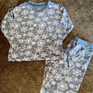 Super Soft Nautica Pajama Set XS / Small